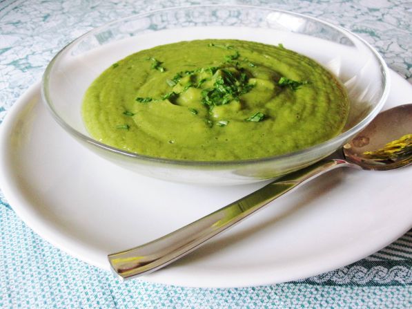 Фото: Зеленый овощной крем-суп