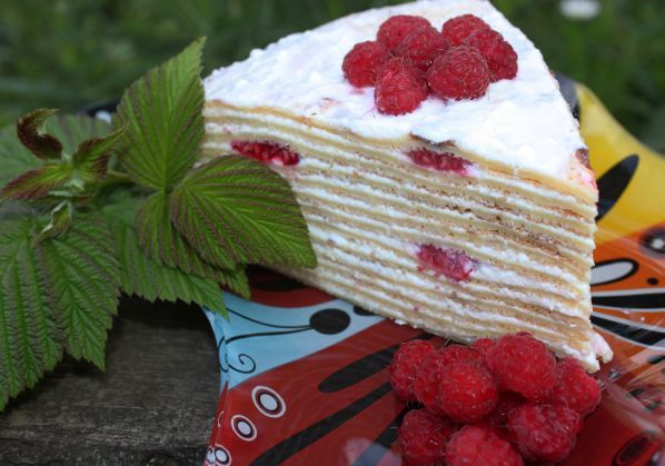 Фото: Блинный торт "Удовольствие"