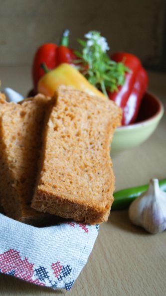 Фото: Томатный хлеб в хлебопечке