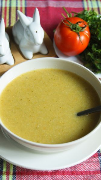 Фото: Капустный суп-пюре на курином бульоне