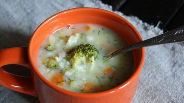 Фото: Рисовый суп с брокколи и сыром