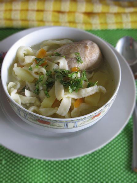 Фото: Куриный суп с домашней лапшой