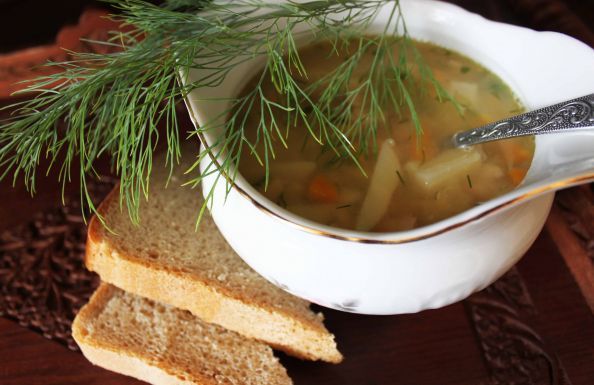 Фото: Гороховый суп на копченой курочке