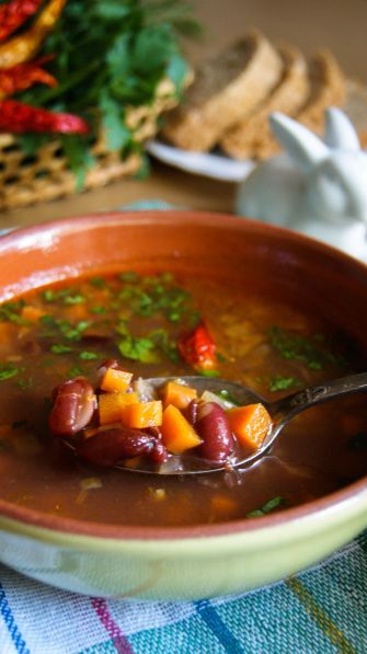 Фото: Острый томатный суп с красной фасолью