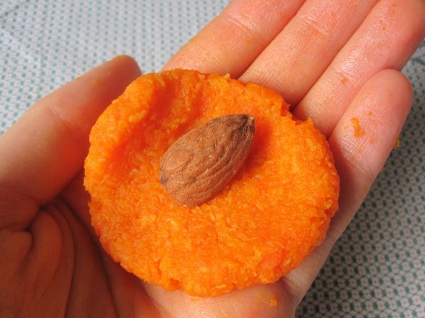 Мягкие морковные конфеты – кулинарный рецепт